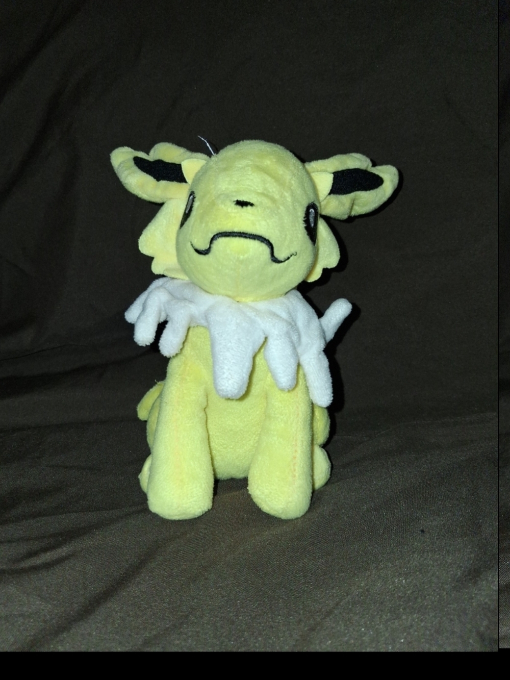 Takara Tomy Pokémon Jolteon plush
